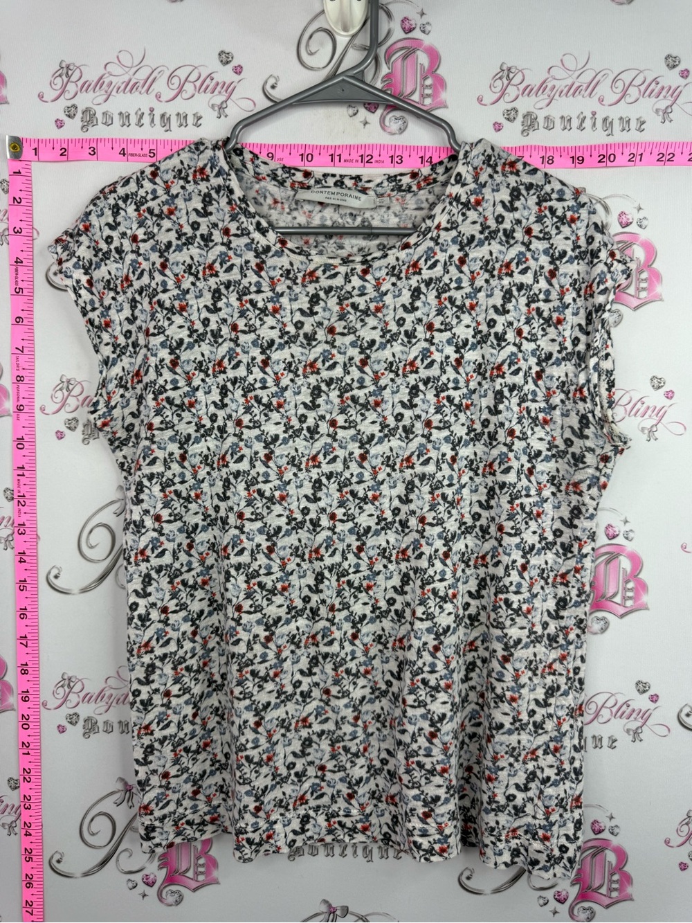 Simons Floral Short-Sleeve Tee in White with Black navy blue & Red Floral Print
